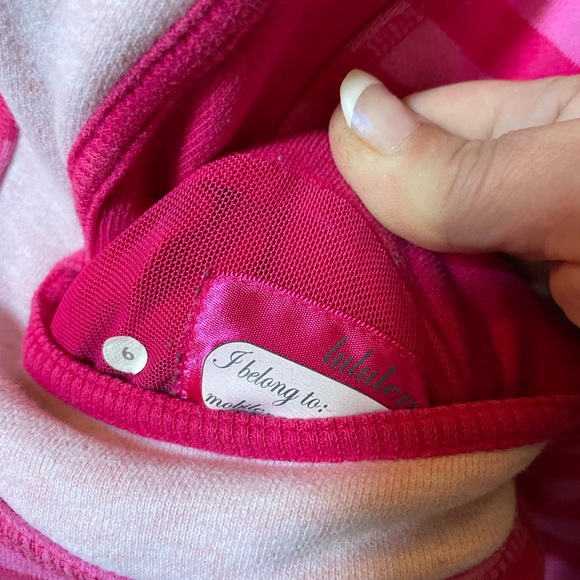 Women’s LuLulemon Cowel Neck Sweater ( 6 ) - Picture 3 of 4